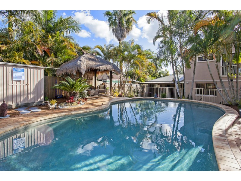 12 Bartlett Avenue, Nerang QLD 4211