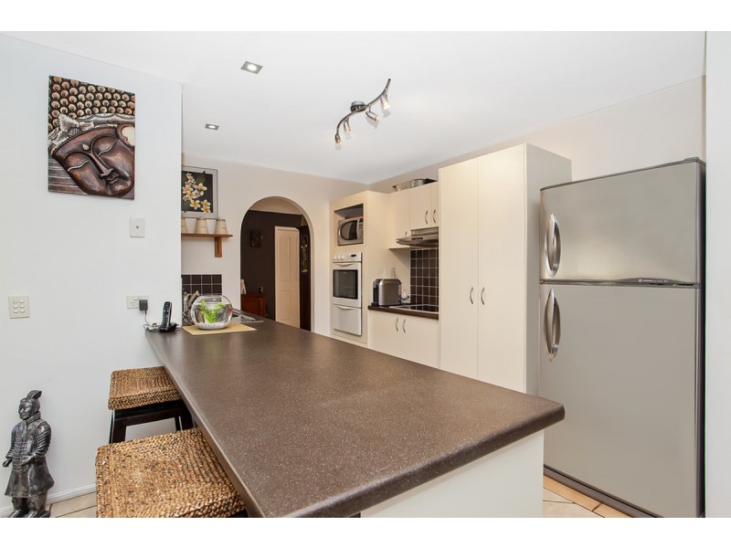 12 Bartlett Avenue, Nerang QLD 4211