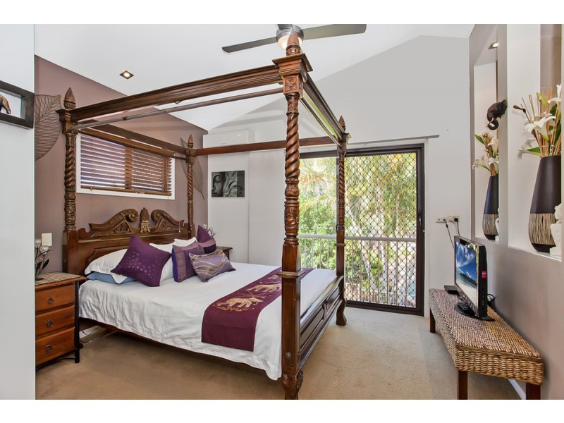 12 Bartlett Avenue, Nerang QLD 4211