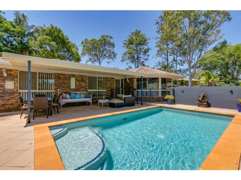 4 Brook Court, Nerang QLD 4211