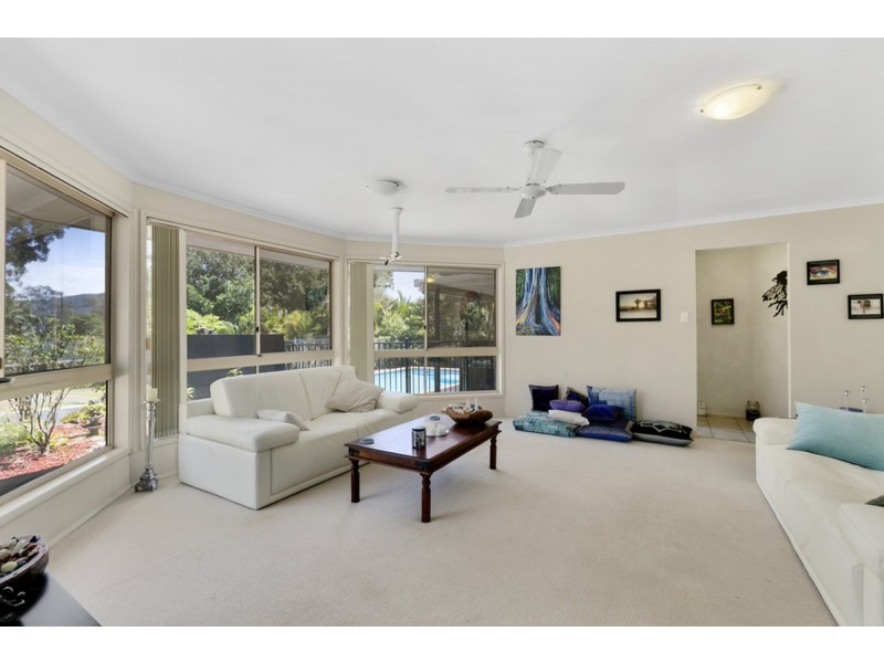 4 Brook Court, Nerang QLD 4211
