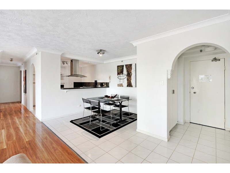 1E/5 Clifford Street, Surfers Paradise QLD 4217