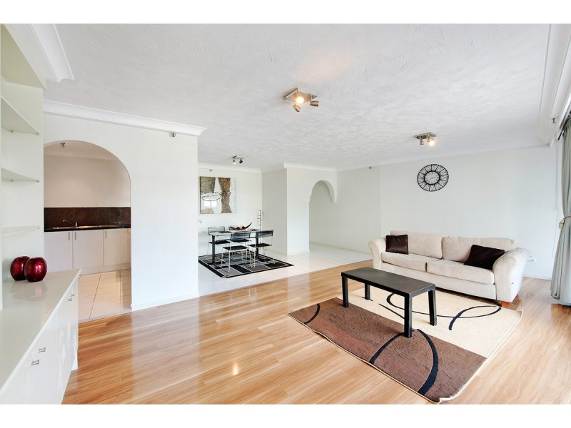 1E/5 Clifford Street, Surfers Paradise QLD 4217