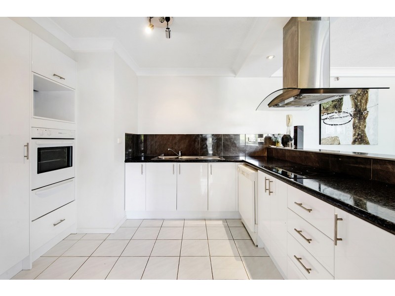 1E/5 Clifford Street, Surfers Paradise QLD 4217