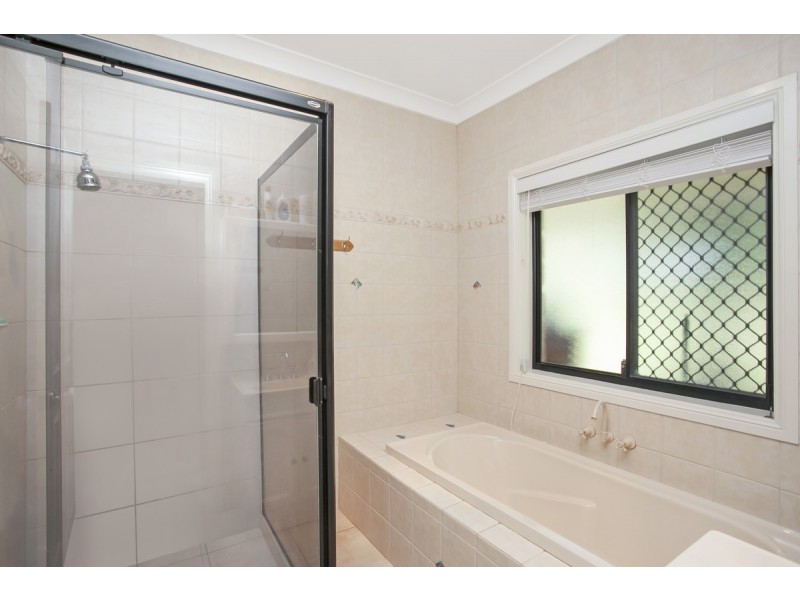 31 Bottletree Lane, Lower Beechmont QLD 4211