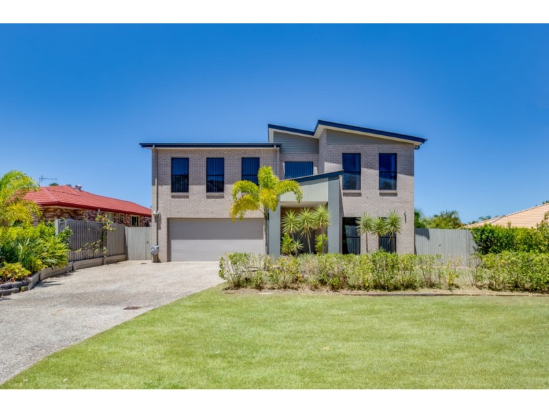 7 Ballah Crescent, Highland Park QLD 4211