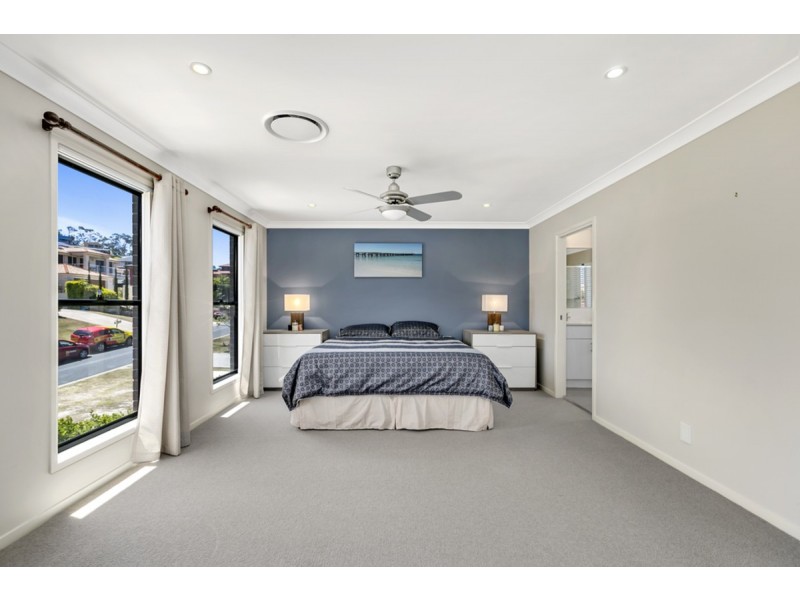 7 Ballah Crescent, Highland Park QLD 4211