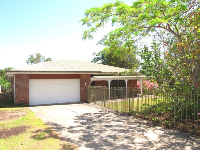 6 Strauss Court, Nerang QLD 4211