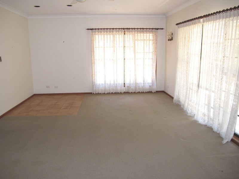 6 Strauss Court, Nerang QLD 4211