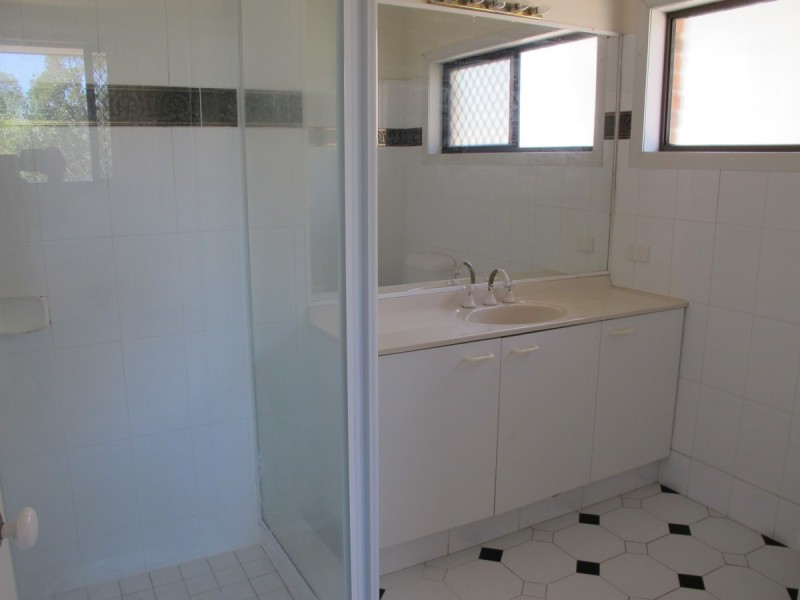 6 Strauss Court, Nerang QLD 4211