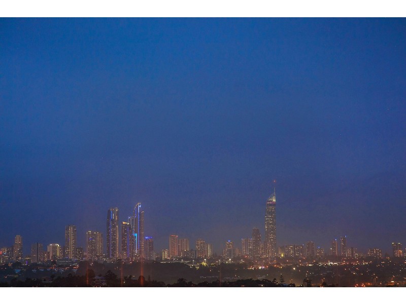 24 Trafalgar Street, Highland Park QLD 4211