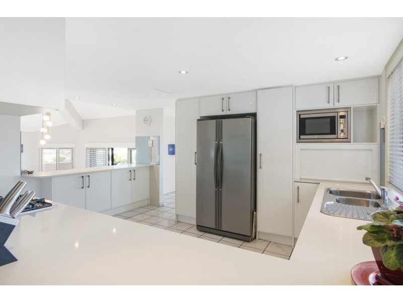 7 Renfrew Drive, Highland Park QLD 4211