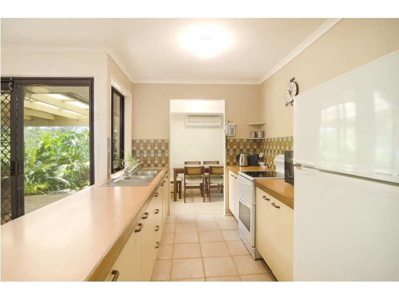 10 Rorymor Court, Highland Park QLD 4211