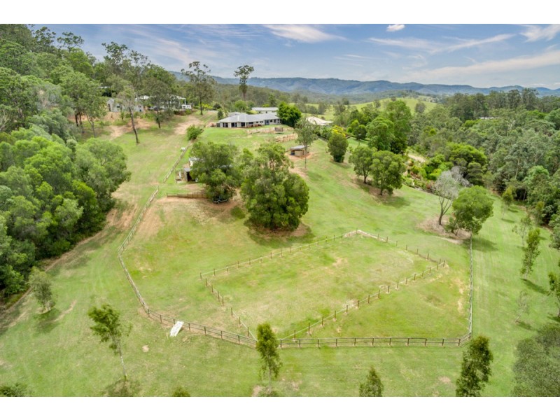 14 Bush Knoll Place, Mount Nathan QLD 4211