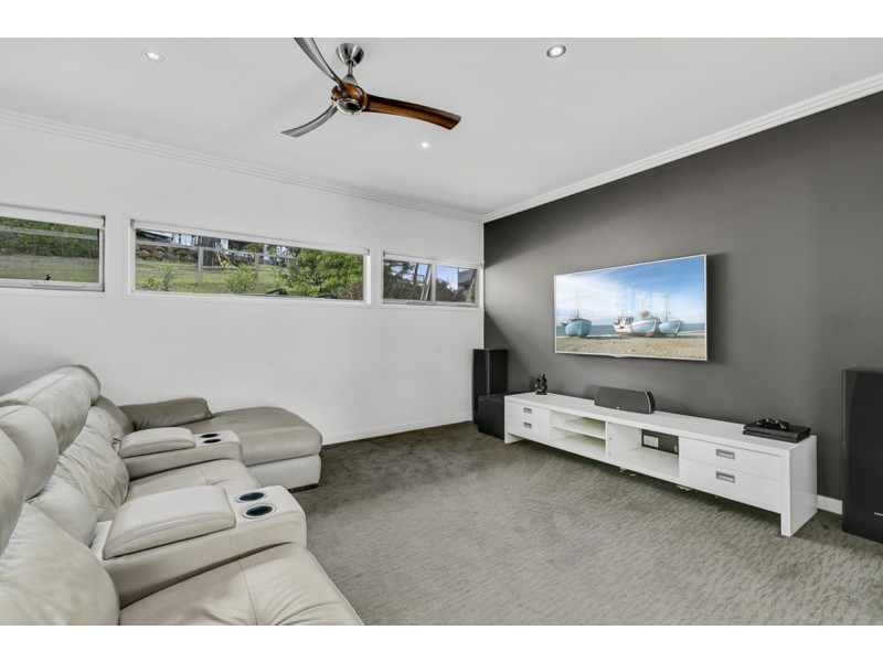 14 Bush Knoll Place, Mount Nathan QLD 4211