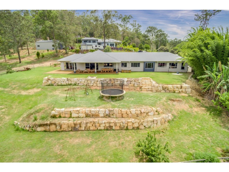 14 Bush Knoll Place, Mount Nathan QLD 4211