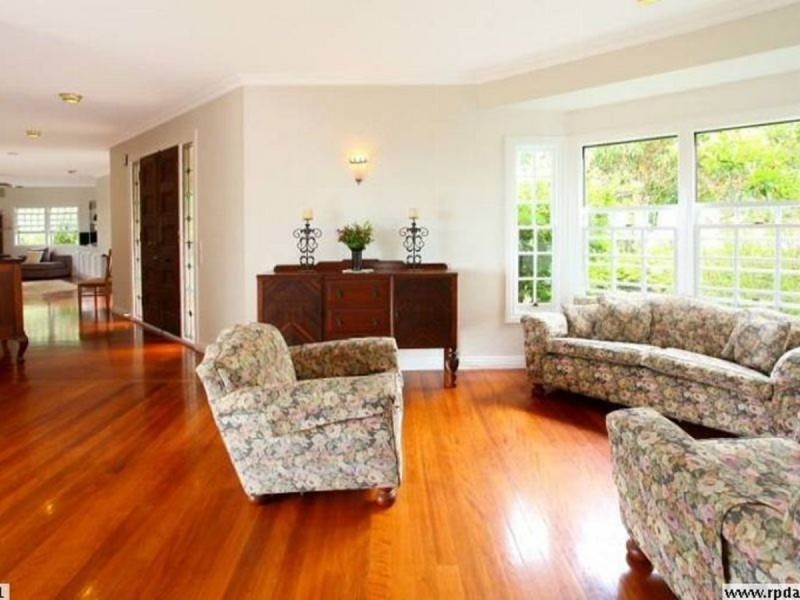 72 Castle Hill Drive South, Gaven QLD 4211