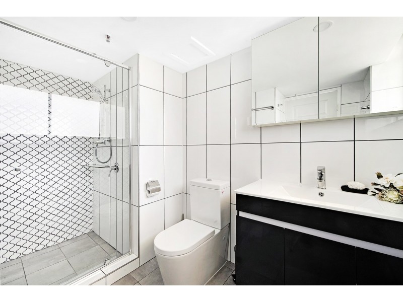 12E/80 The Esplanade, Surfers Paradise QLD 4217