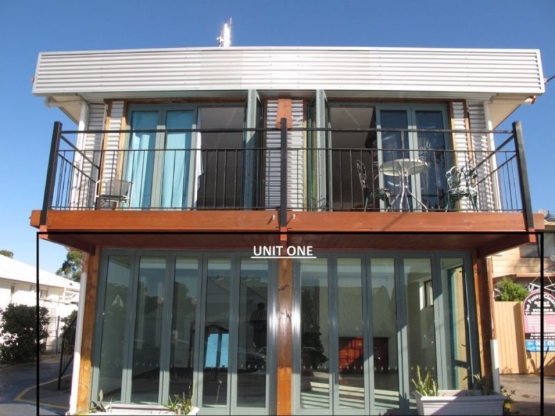 1/246 Central Street, Labrador QLD 4215