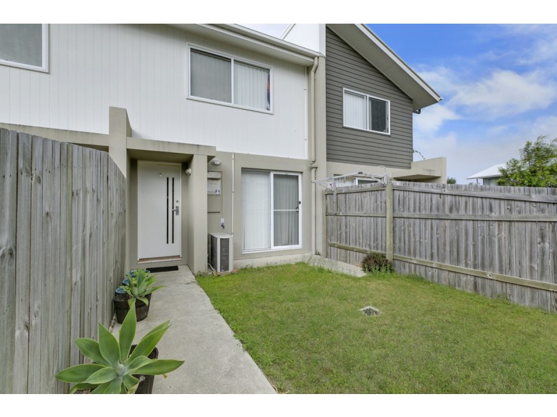 18/45 Christopher Street, Pimpama QLD 4209