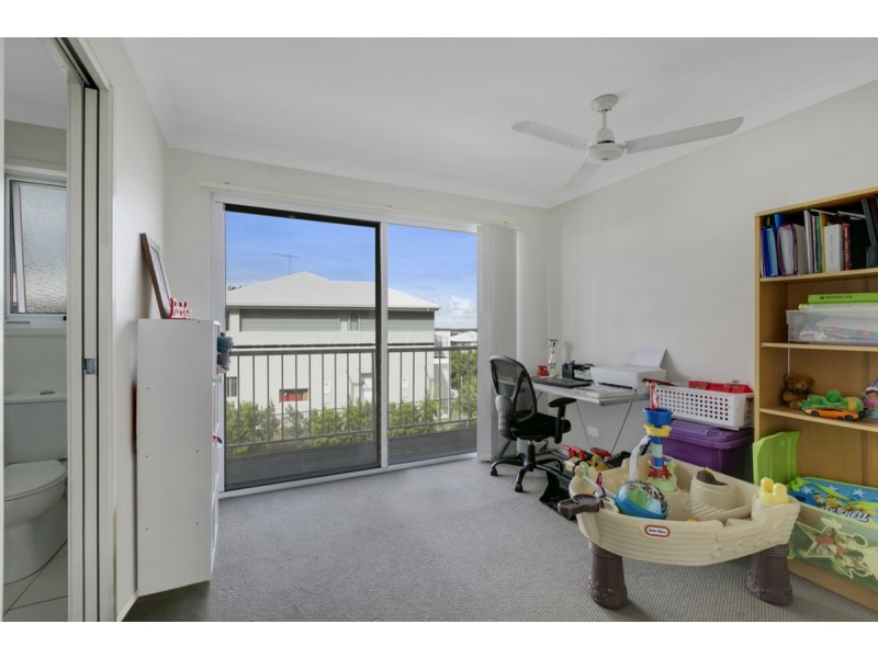 18/45 Christopher Street, Pimpama QLD 4209