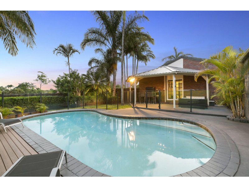 71 Pappas Way, Carrara QLD 4211