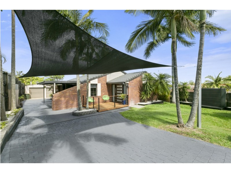 71 Pappas Way, Carrara QLD 4211