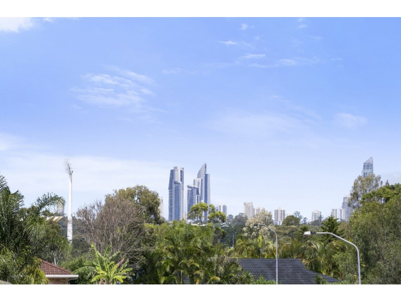 71 Pappas Way, Carrara QLD 4211