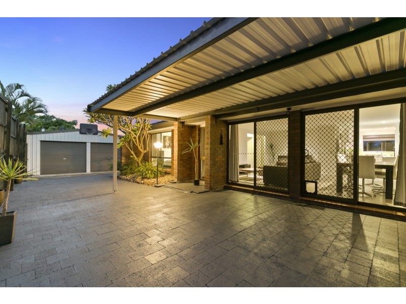 71 Pappas Way, Carrara QLD 4211