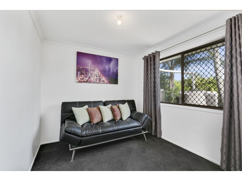 71 Pappas Way, Carrara QLD 4211