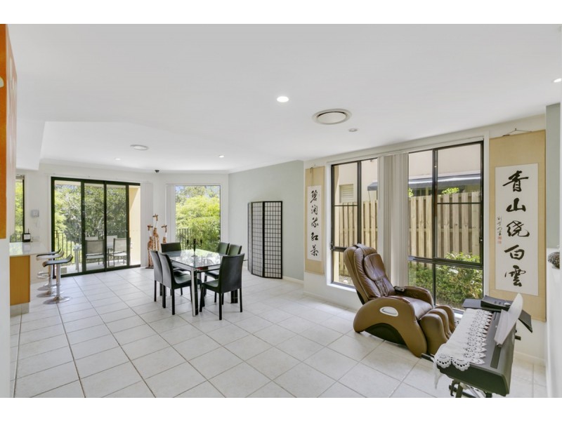 47 Riverwood Drive, Ashmore QLD 4214