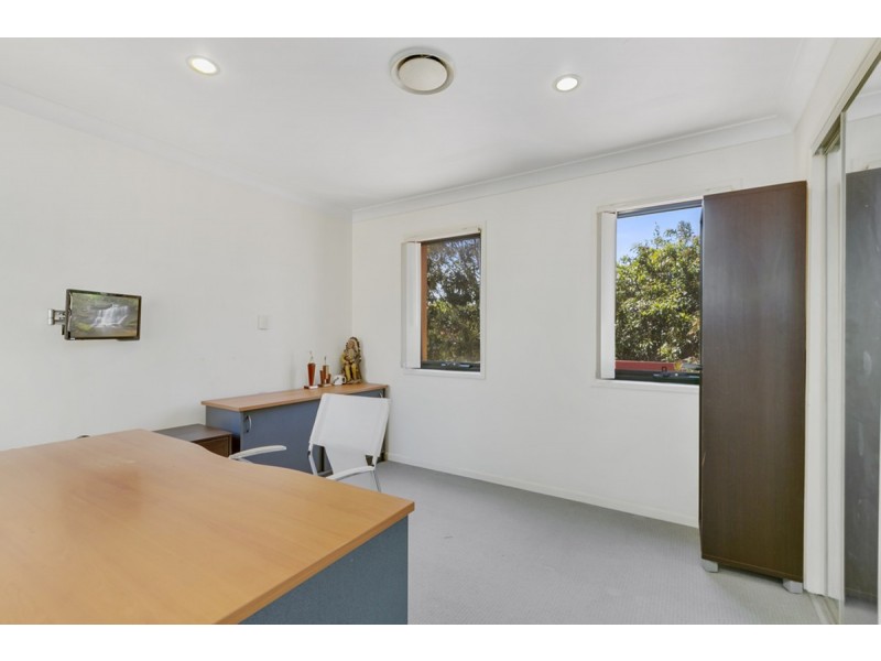 47 Riverwood Drive, Ashmore QLD 4214