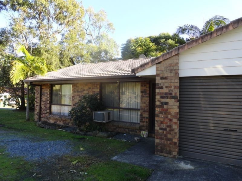 1/8 Gumbeel Court, Highland Park QLD 4211