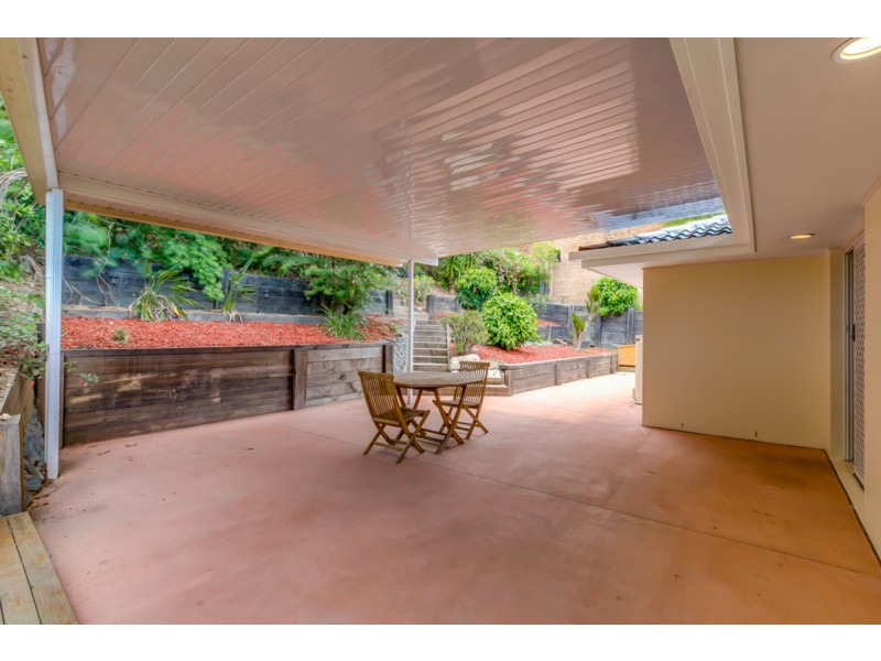 23 Renfrew Drive, Highland Park QLD 4211