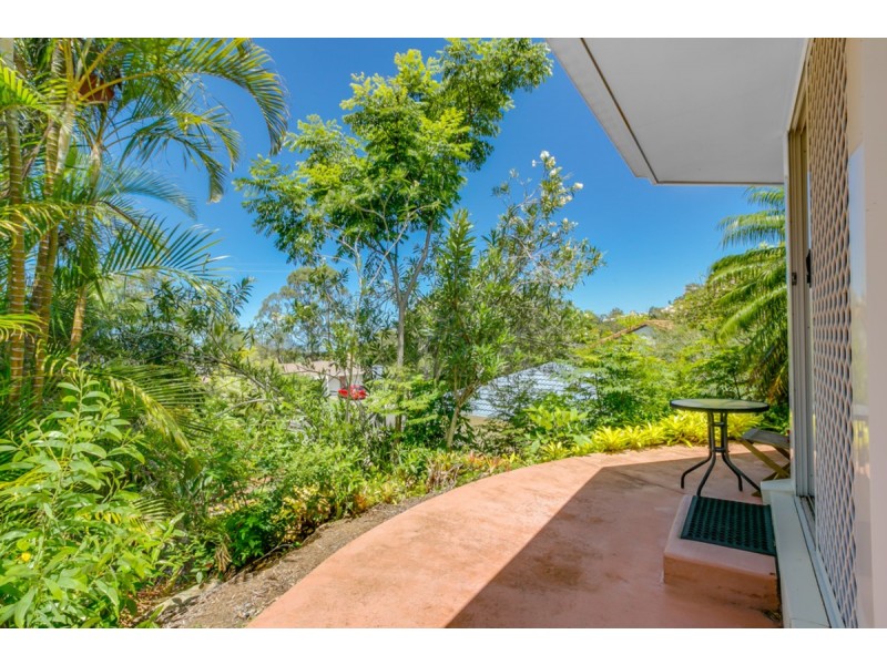 23 Renfrew Drive, Highland Park QLD 4211