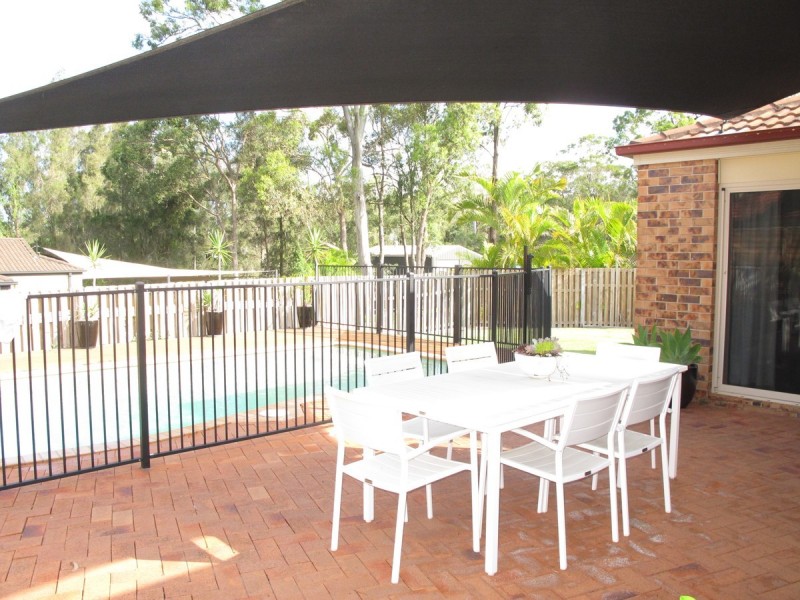 2 Calliandra Court, Carrara QLD 4211