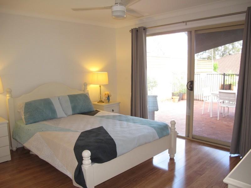 2 Calliandra Court, Carrara QLD 4211