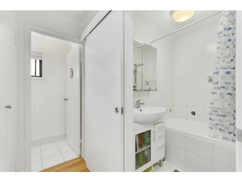 21 Richard Crescent, Highland Park QLD 4211