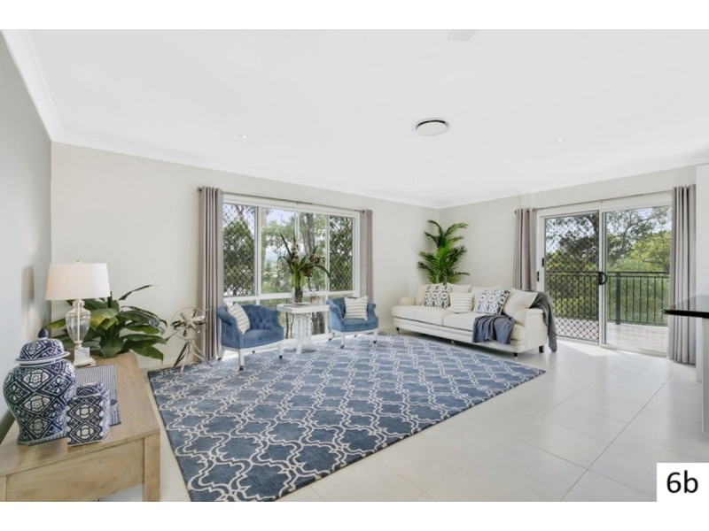 6 Mullingar Place, Carrara QLD 4211