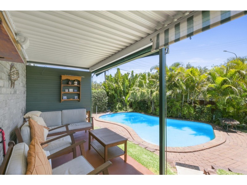 2 Nerang-Broadbeach Road, Nerang QLD 4211