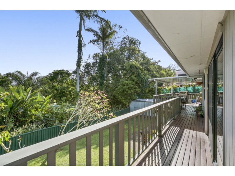 33 Bartlett Avenue, Nerang QLD 4211