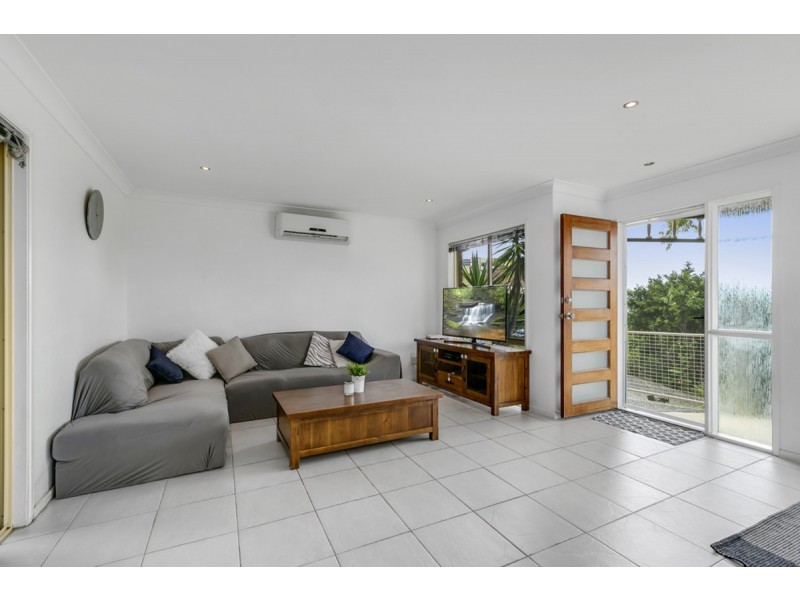 34 Paddington Drive, Carrara QLD 4211