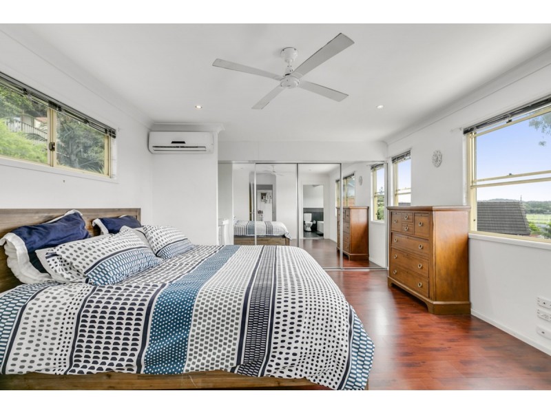 34 Paddington Drive, Carrara QLD 4211