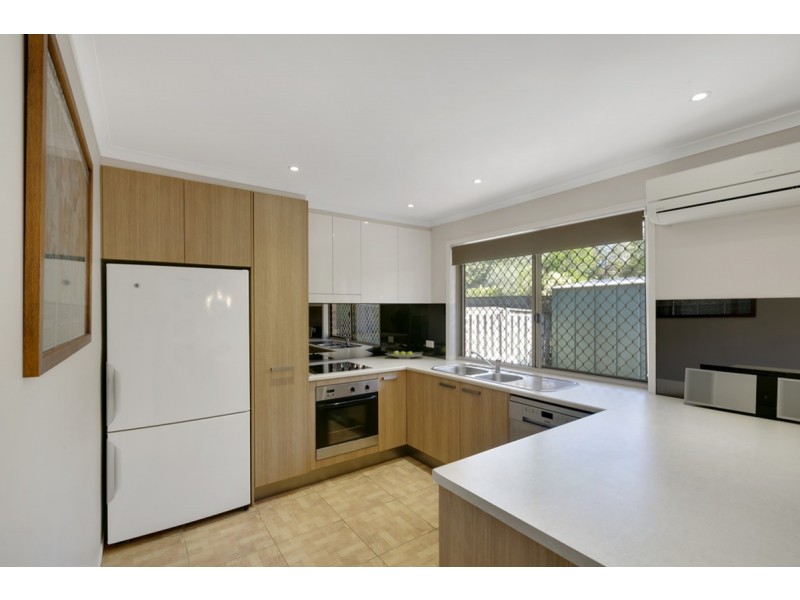 8/33 Golden Palms, Ashmore QLD 4214