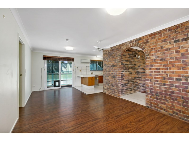 5 Drewe Court, Carrara QLD 4211