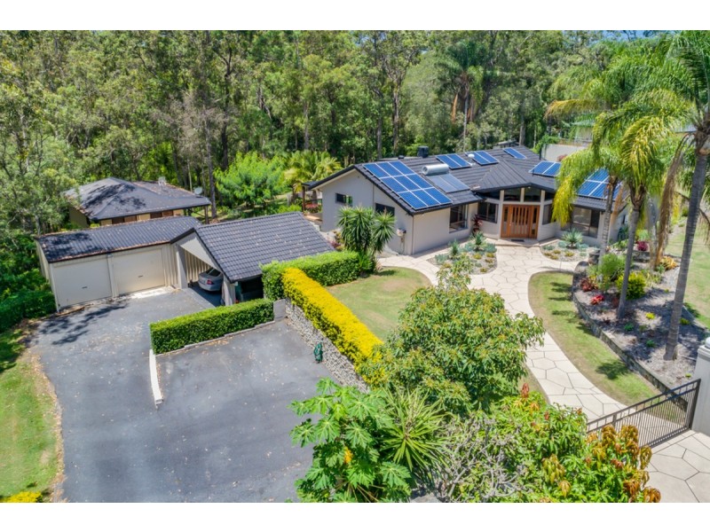 6 Walker Drive, Worongary QLD 4213