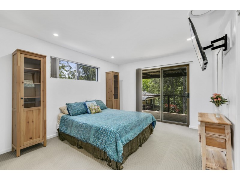 6 Walker Drive, Worongary QLD 4213