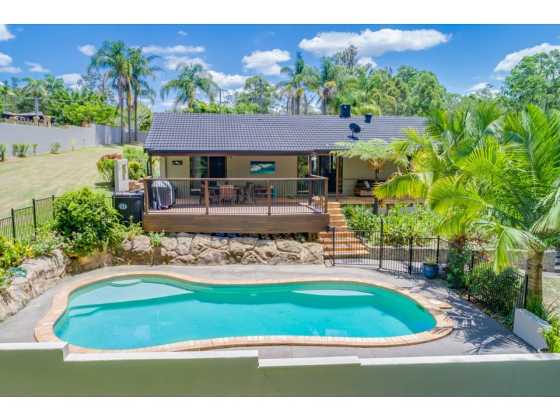 6 Walker Drive, Worongary QLD 4213