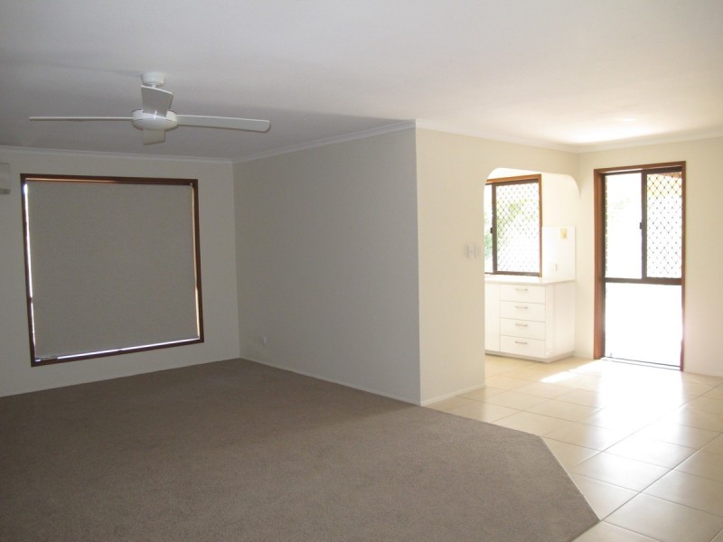 19 Cambridge Street, Carrara QLD 4211