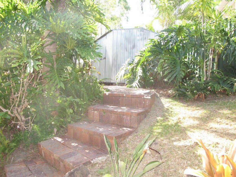 19 Cambridge Street, Carrara QLD 4211